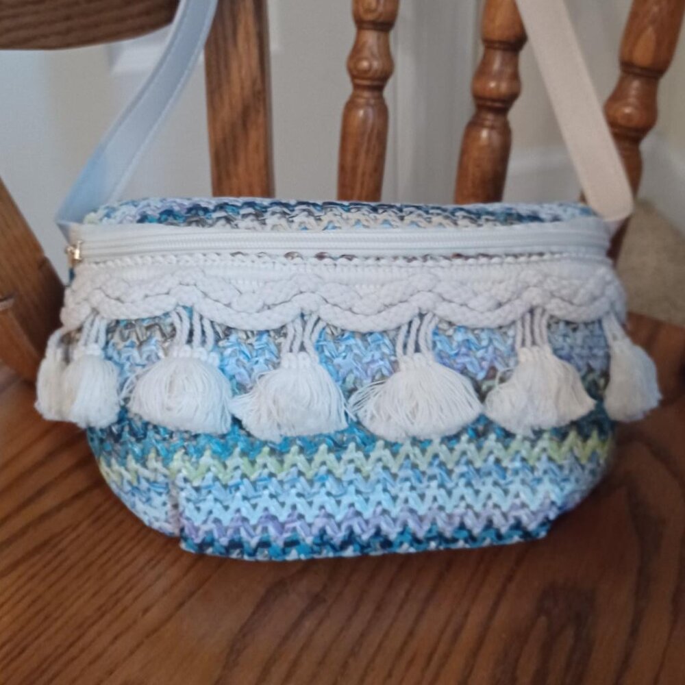 Shoulder bag, Boho Style, New Without Tags